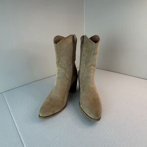 Jessica Carlyle Bonita Suede Tan Side Zip Short Boot - Size‎ 7